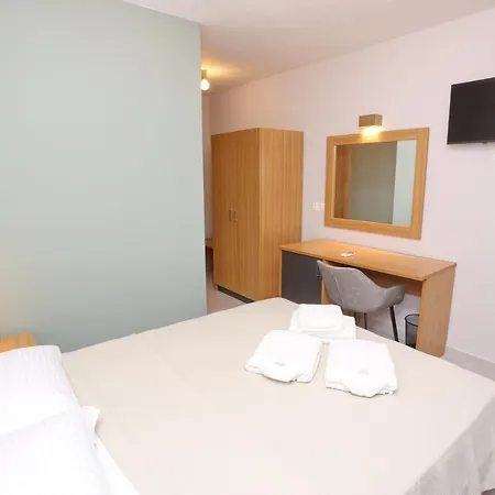 Cynthia Aparthotel Nea Vrasna Room photo